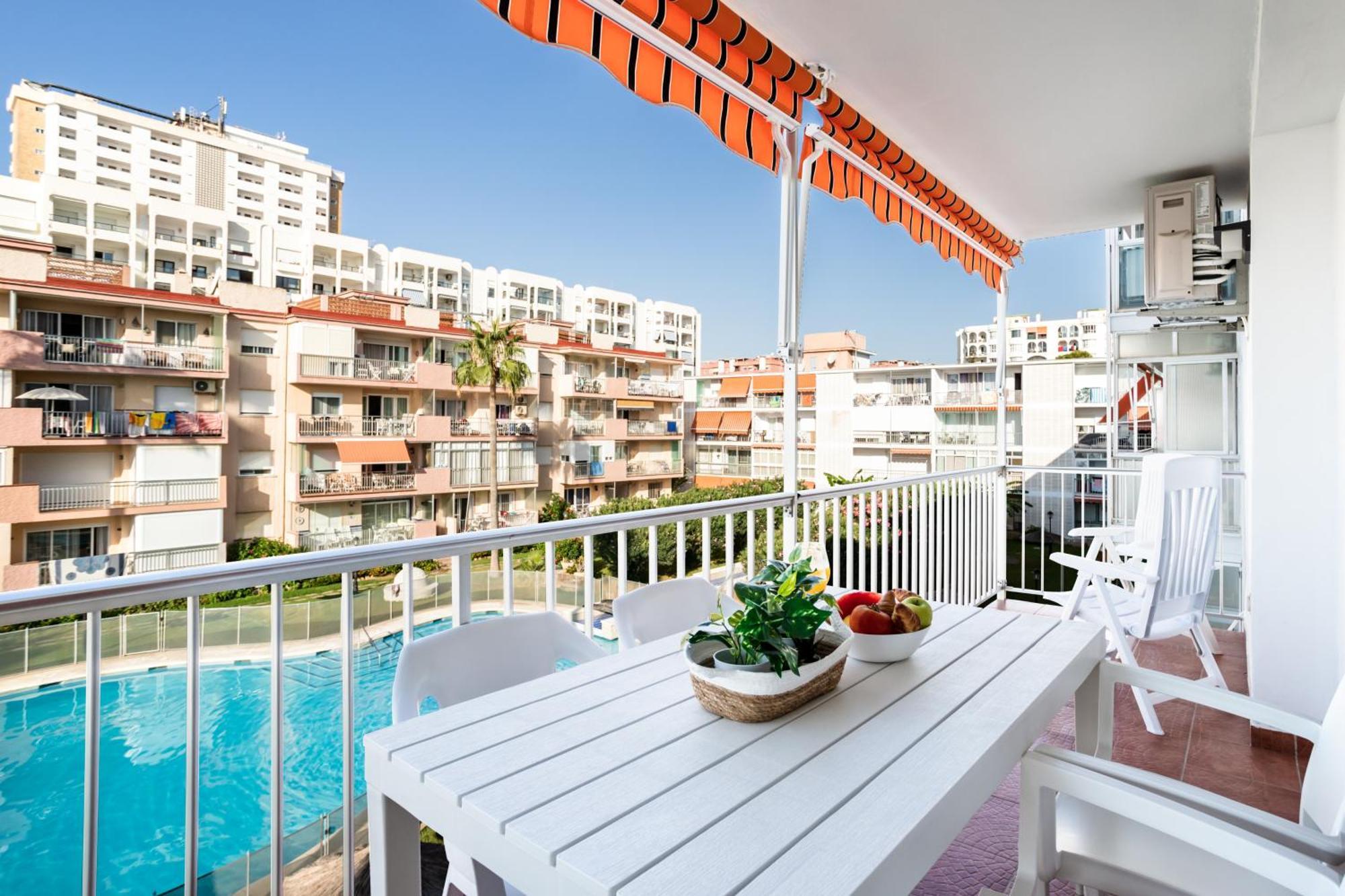 Sur Suites Porlamar Фуeнхирола Екстериор снимка